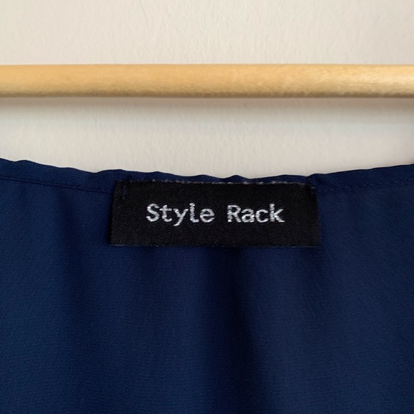 Blue light summer shrug - Picture 3 of 3